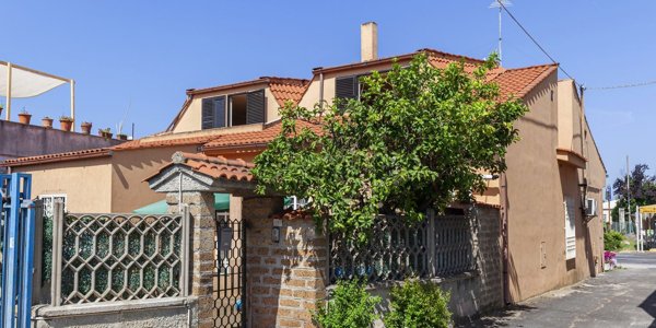 casa indipendente in vendita a Cerveteri