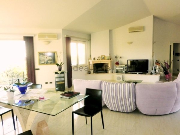 casa indipendente in vendita a Cerveteri