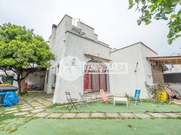 casa indipendente in vendita a Cerveteri in zona Cerenova