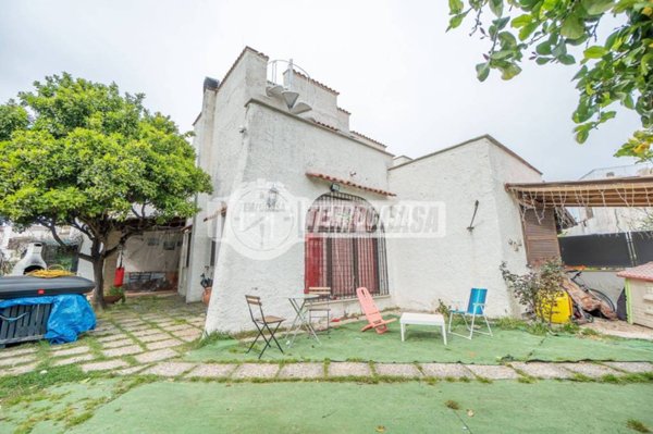 casa indipendente in vendita a Cerveteri in zona Marina di Cerveteri