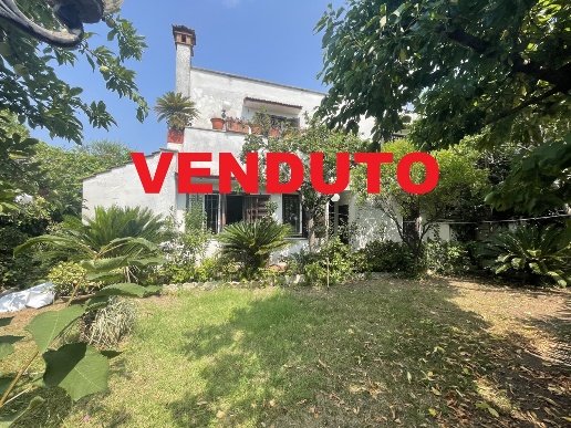 casa indipendente in vendita a Cerveteri in zona Cerenova