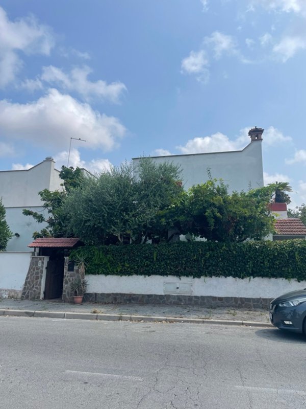 casa indipendente in vendita a Cerveteri in zona Cerenova