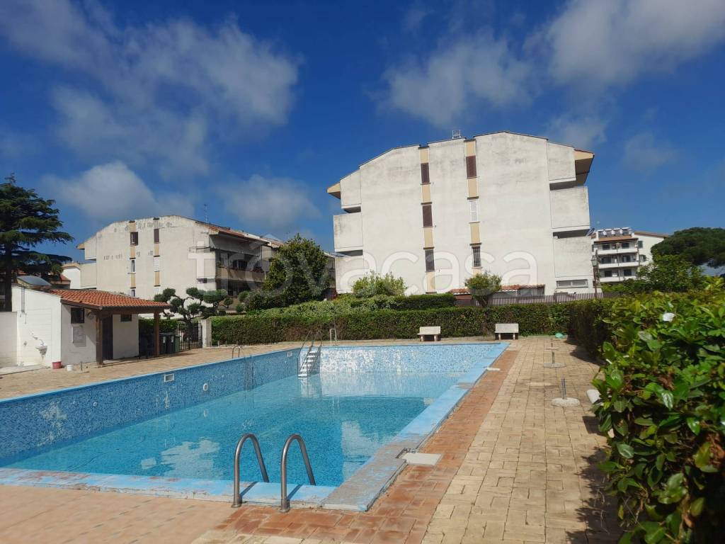 appartamento in vendita a Cerveteri in zona Marina di Cerveteri