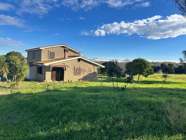 casa indipendente in vendita a Cerveteri in zona Croce Bianca