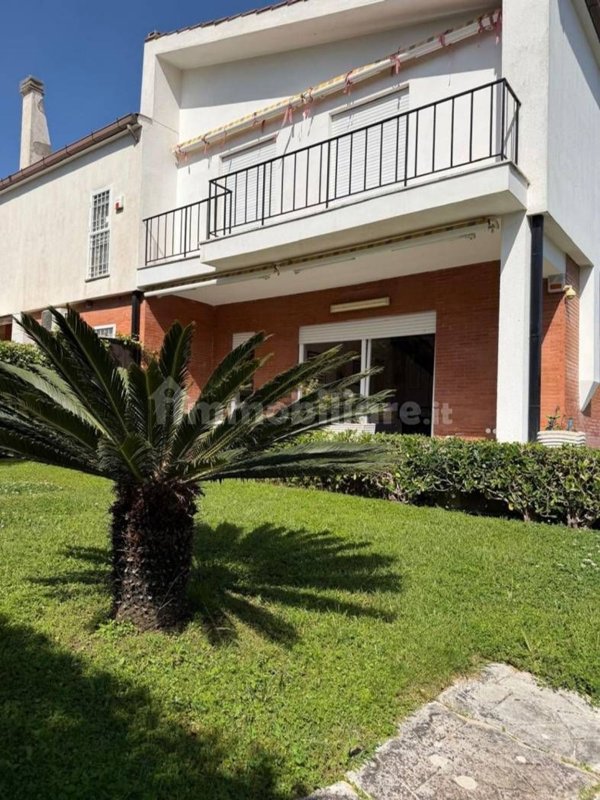 appartamento in vendita a Cerveteri in zona Campo di Mare