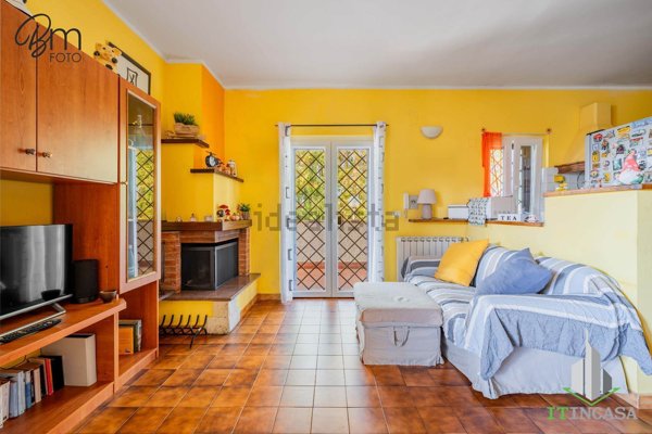 appartamento in vendita a Cerveteri in zona Cerenova