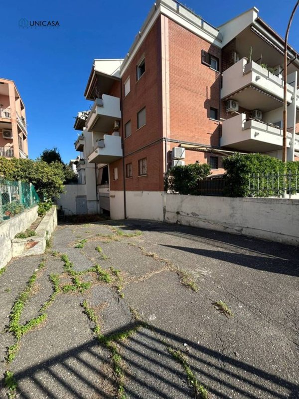 locale commerciale in vendita a Cerveteri in zona Campo di Mare