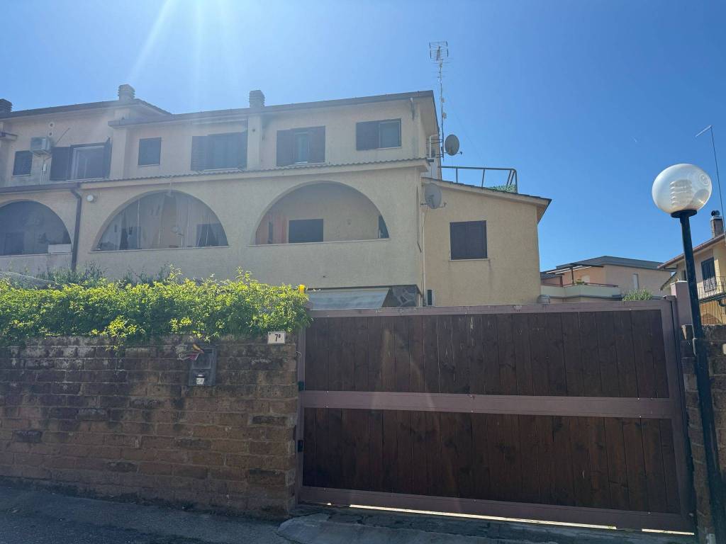 casa indipendente in vendita a Cerveteri