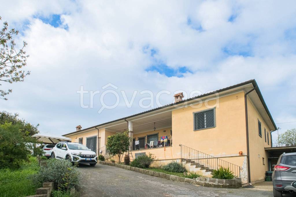 casa indipendente in vendita a Cerveteri