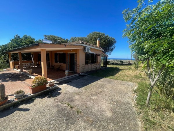 casa indipendente in vendita a Cerveteri in zona Furbara