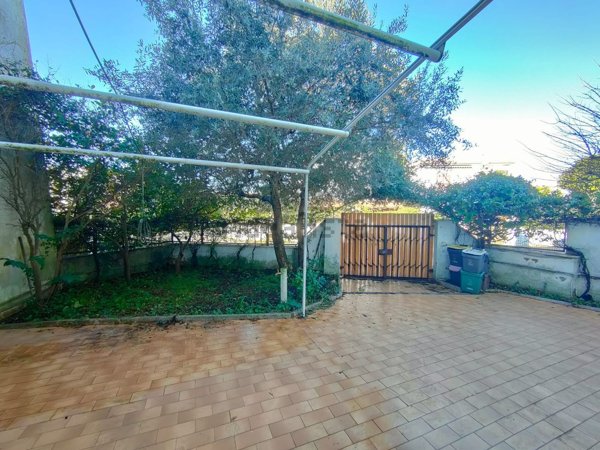 appartamento in vendita a Cerveteri in zona Cerenova