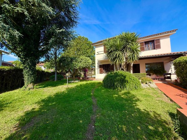 casa indipendente in vendita a Cerveteri