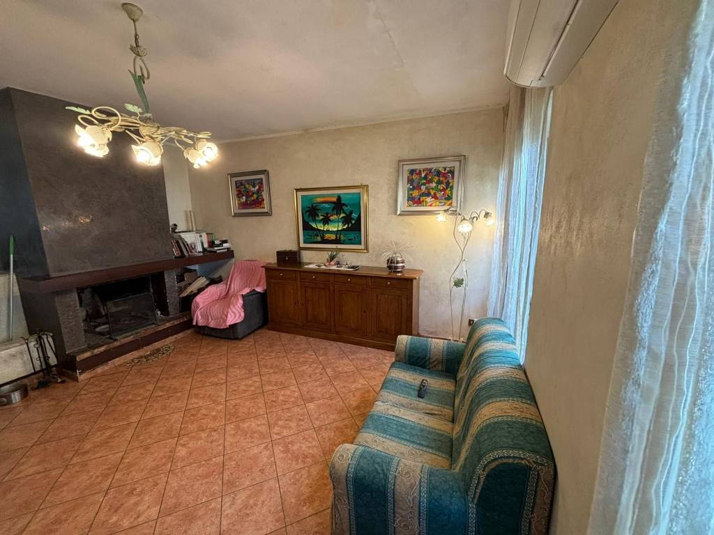 casa indipendente in vendita a Cerveteri in zona Cerenova