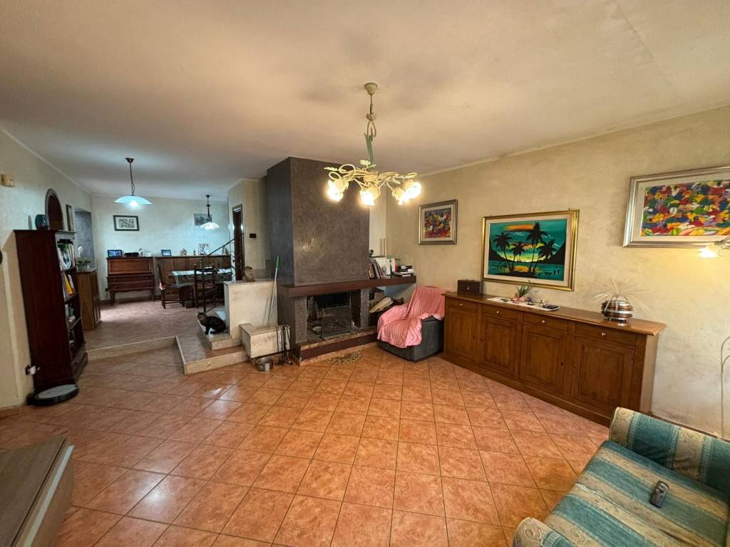 casa indipendente in vendita a Cerveteri in zona Cerenova