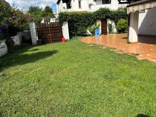 casa indipendente in vendita a Cerveteri in zona Cerenova