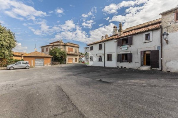 casa indipendente in vendita a Cerveteri in zona Sasso
