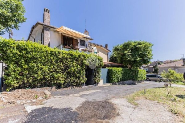 casa indipendente in vendita a Cerveteri in zona Sasso