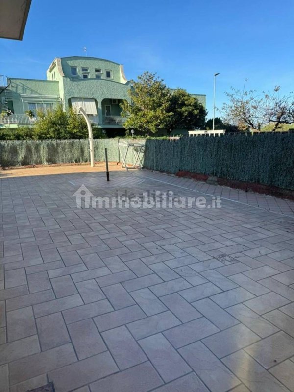 appartamento in vendita a Cerveteri in zona Campo di Mare