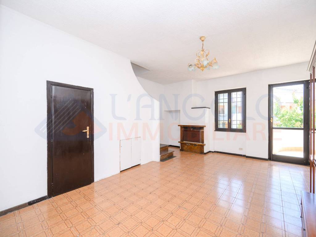 appartamento in vendita a Cerveteri in zona Cerenova