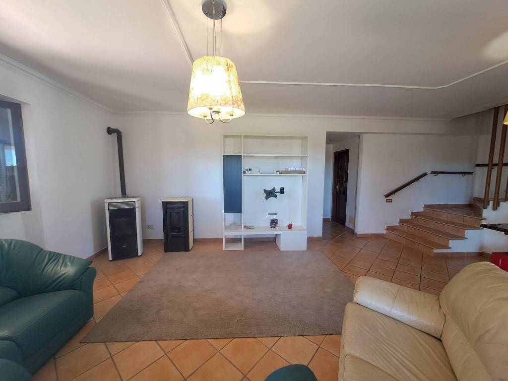 casa indipendente in vendita a Cerveteri in zona Valcanneto