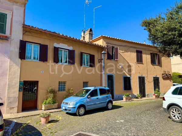 appartamento in vendita a Cerveteri in zona Ceri