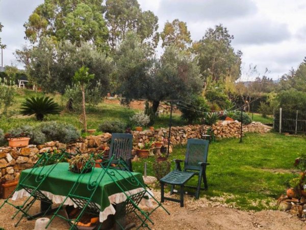 appartamento in vendita a Cerveteri in zona Sasso