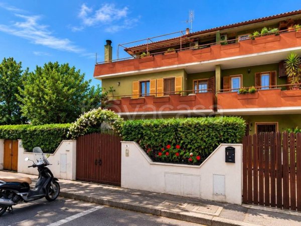 appartamento in vendita a Cerveteri in zona Zambra