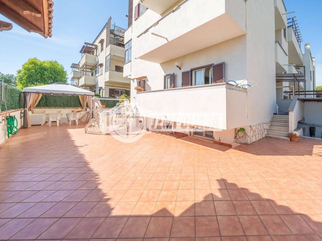 appartamento in vendita a Cerveteri in zona Cerenova