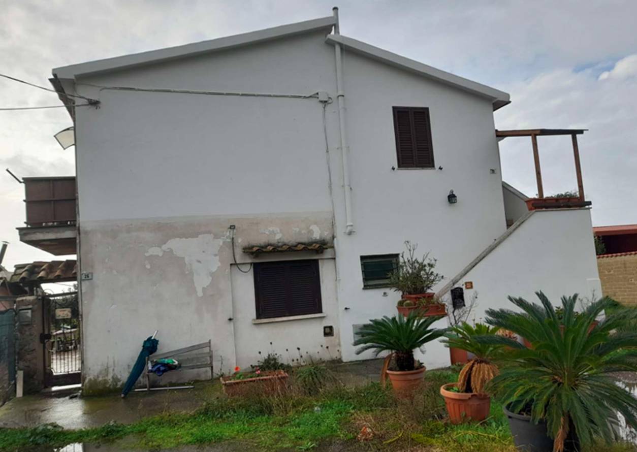 appartamento in vendita a Cerveteri in zona Cerqueto