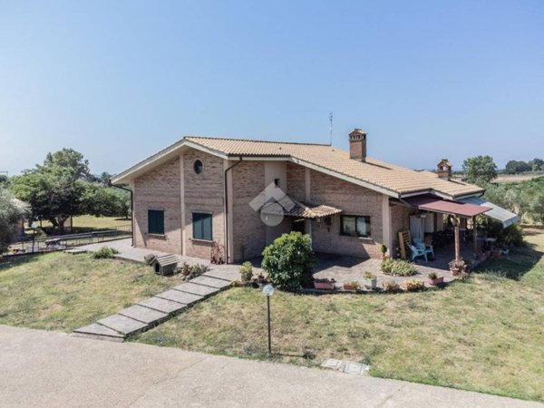 casa indipendente in vendita a Cerveteri