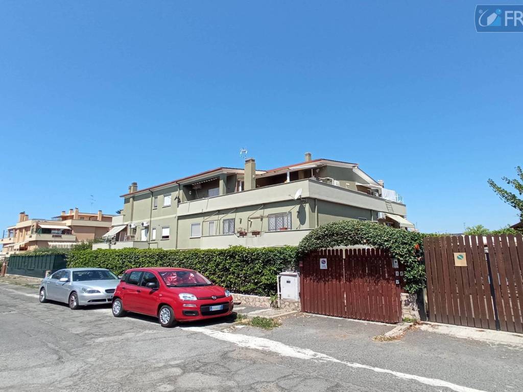 appartamento in vendita a Cerveteri in zona Zambra