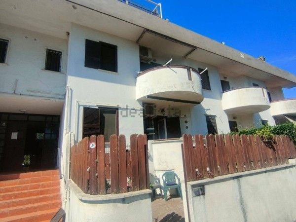 appartamento in vendita a Cerveteri in zona Marina di Cerveteri