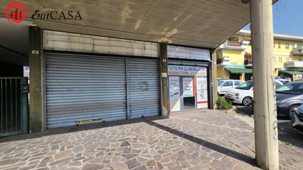 locale commerciale in vendita a Cerveteri