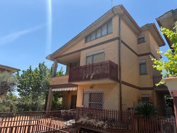 casa indipendente in vendita a Cerveteri in zona Valcanneto