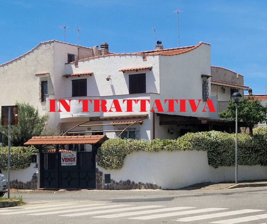 casa indipendente in vendita a Cerveteri in zona Cerenova