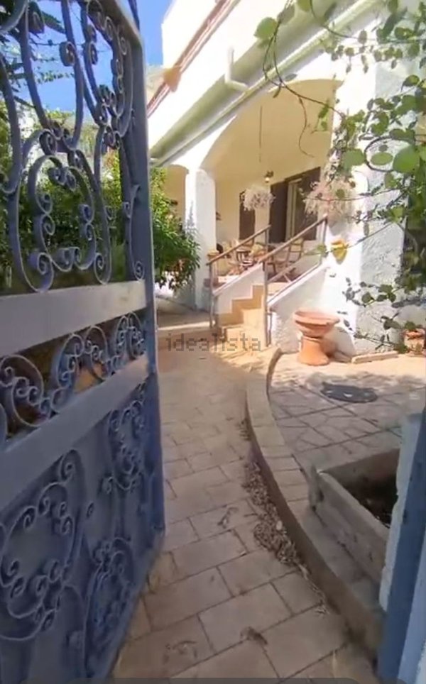 appartamento in vendita a Cerveteri in zona Marina di Cerveteri