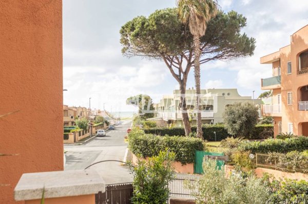 appartamento in vendita a Cerveteri in zona Marina di Cerveteri