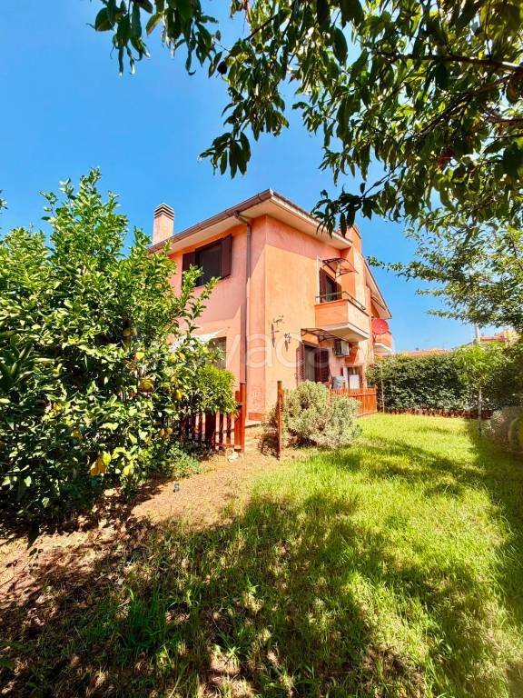 casa indipendente in vendita a Cerveteri