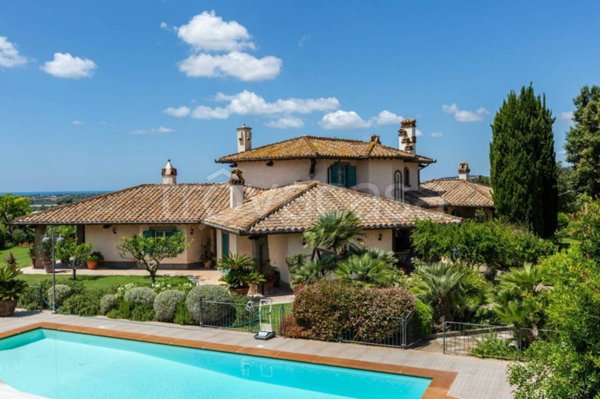 casa indipendente in vendita a Cerveteri