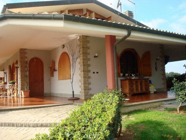 casa indipendente in vendita a Cerveteri in zona Valcanneto