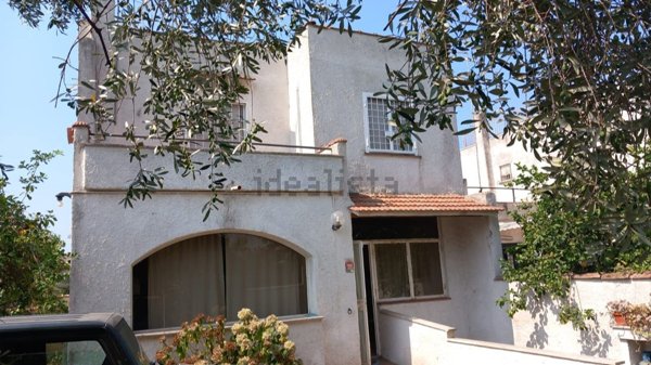 casa indipendente in vendita a Cerveteri in zona Cerenova