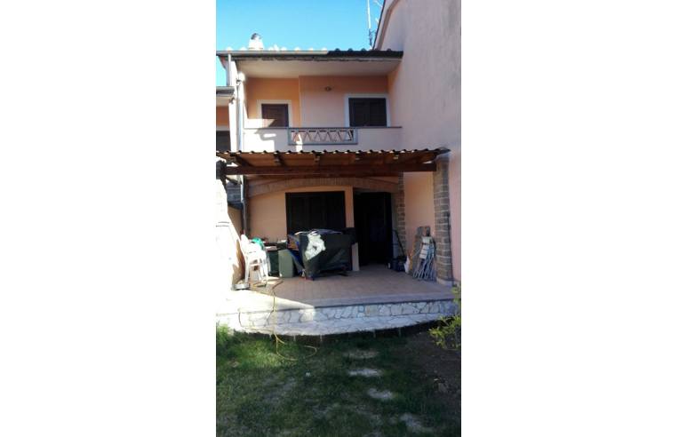 villa in vendita a Cerveteri in zona Sasso