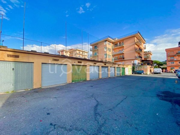 box auto in vendita a Cerveteri in zona Zambra
