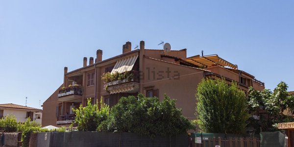 appartamento in vendita a Cerveteri in zona Zambra