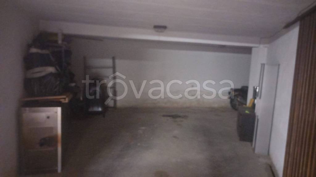 box auto in vendita a Cerveteri in zona Cerenova