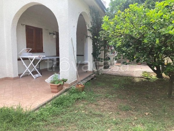 casa indipendente in vendita a Cerveteri in zona Marina di Cerveteri