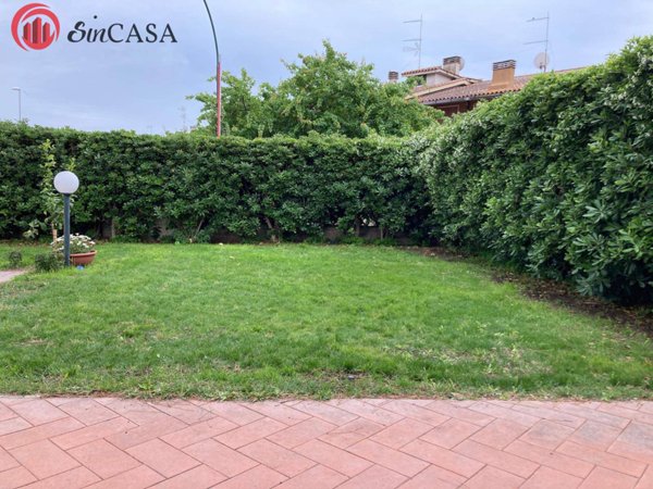 appartamento in vendita a Cerveteri in zona Zambra