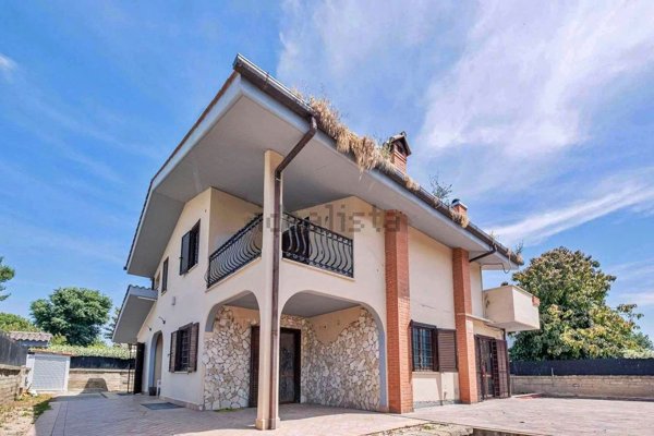 casa indipendente in vendita a Cerveteri in zona Valcanneto