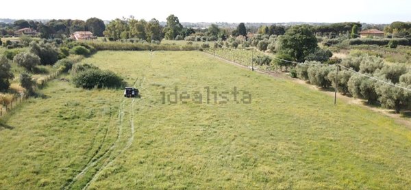casa indipendente in vendita a Cerveteri in zona Zambra