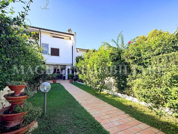 appartamento in vendita a Cerveteri in zona Cerenova